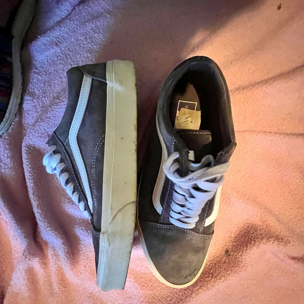 Get vans new bottoms can be buffed